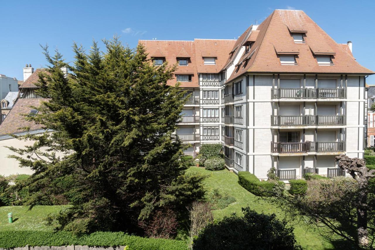 Castel Saint Clair Apartment Deauville